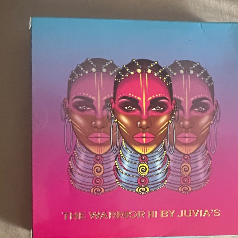 Warrior III Eyeshadow Palette - Vibrant Colors